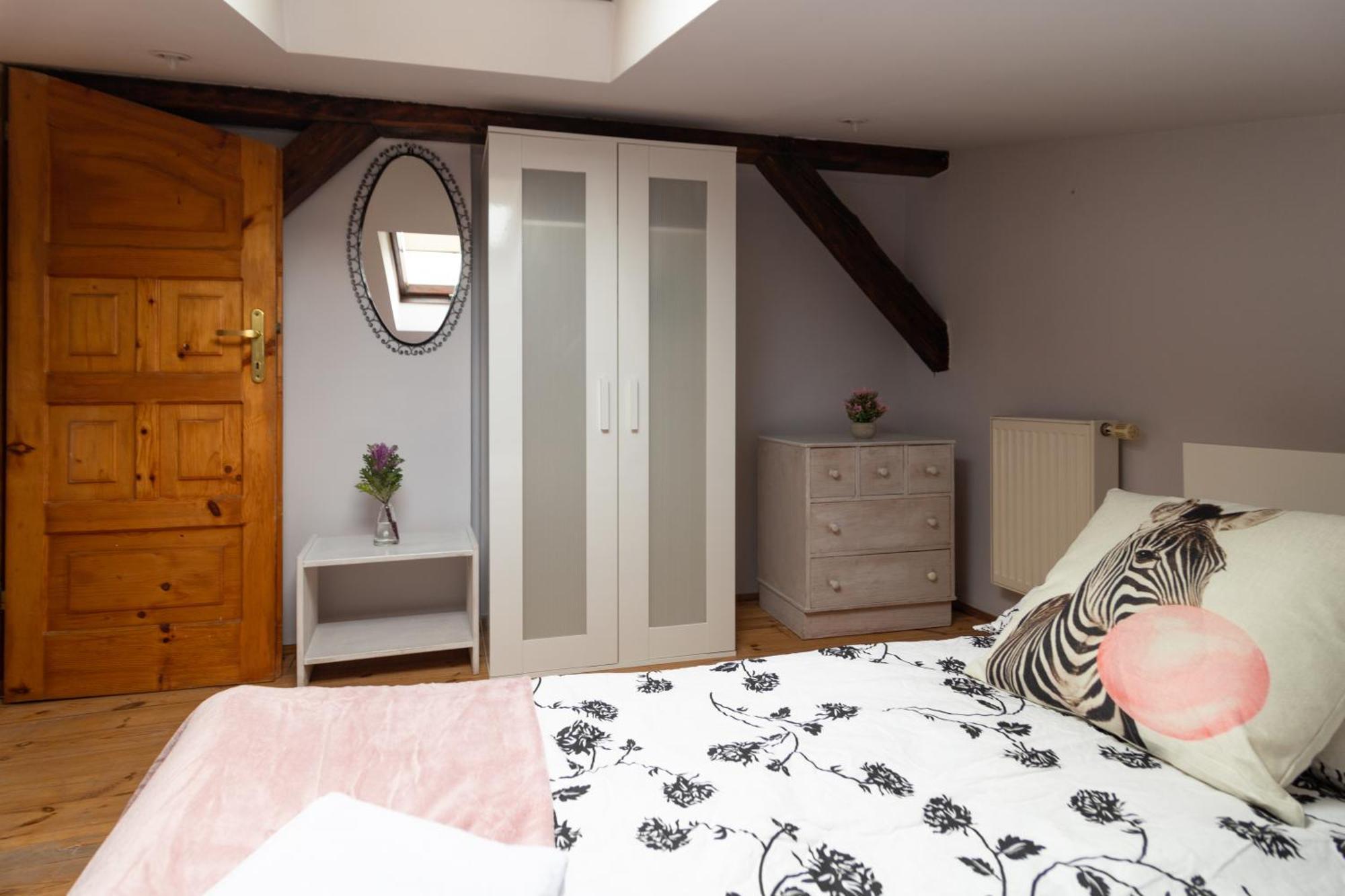 Sky's The Limit! Spacey Loft Appartement