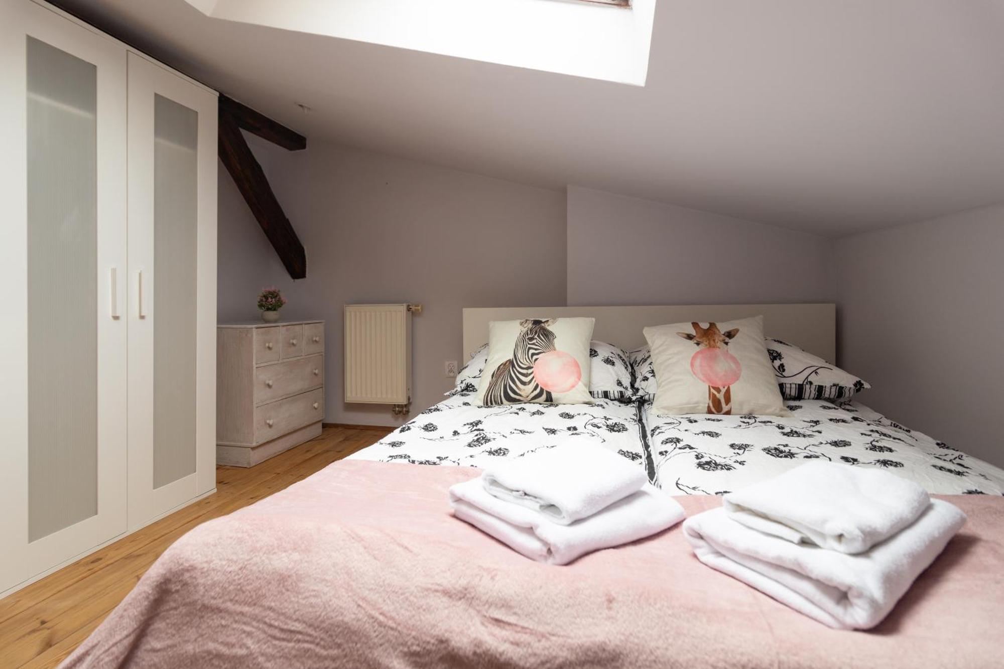 Sky's The Limit! Spacey Loft Appartement *